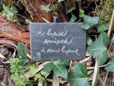 I Have Arrived I Am Home | Thich Nhat Hanh's Calligraphy en Pizarra