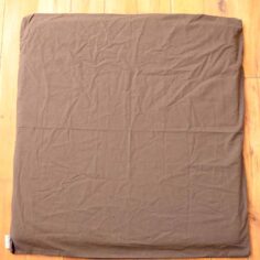 Plum Village cotton meditation mat cover in brown, cover only, no insert; Housse de tapis de méditation du Village des Pruniers en coton marron, housse seule sans rembourrage