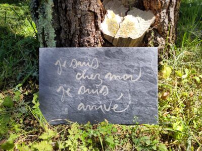 Je suis chez Moi Je suis Arrivé | Thich Nhat Hanh's Calligraphy on Slate